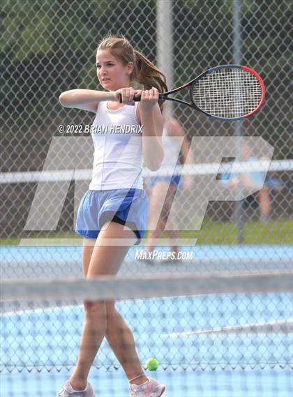 Thumbnail 1 in Maiden @ Foard photogallery.