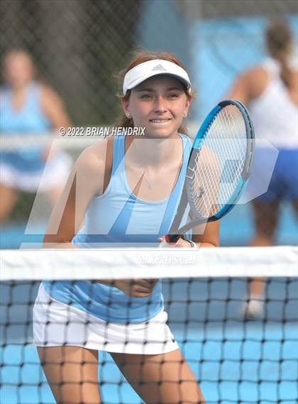 Thumbnail 2 in Maiden @ Foard photogallery.