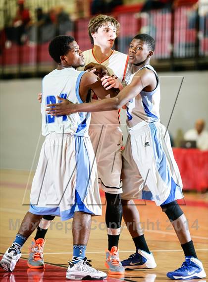 Thumbnail 3 in Rockwall vs. Wilmer-Hutchins (DFW Metroplex Challenge) photogallery.