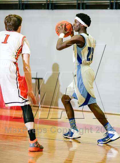 Thumbnail 2 in Rockwall vs. Wilmer-Hutchins (DFW Metroplex Challenge) photogallery.