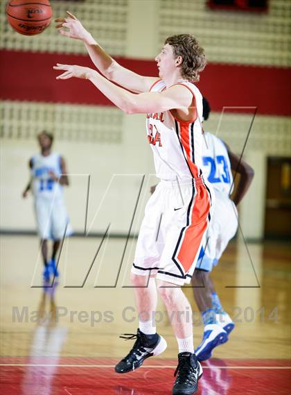 Thumbnail 2 in Rockwall vs. Wilmer-Hutchins (DFW Metroplex Challenge) photogallery.