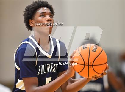 Thumbnail 1 in Southeast Raleigh @ Enloe photogallery.
