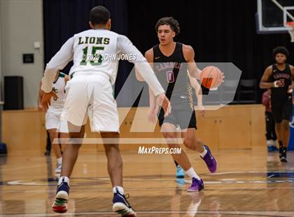 Thumbnail 2 in Roselle Catholic vs. Camden photogallery.