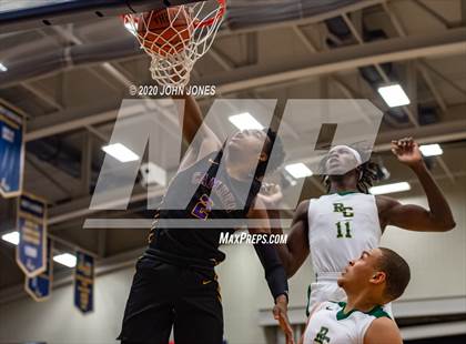 Thumbnail 3 in Roselle Catholic vs. Camden photogallery.