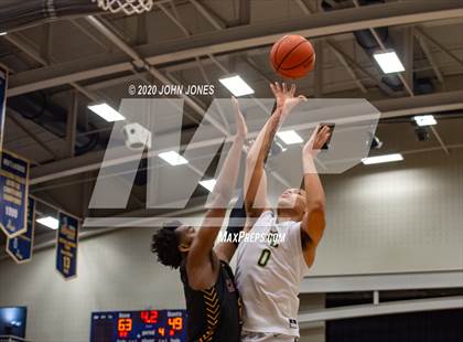 Thumbnail 1 in Roselle Catholic vs. Camden photogallery.