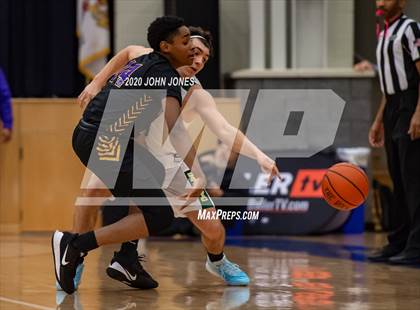 Thumbnail 3 in Roselle Catholic vs. Camden photogallery.