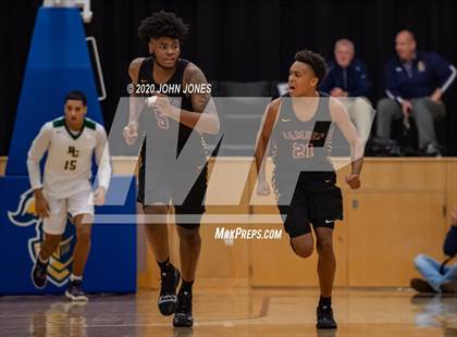 Thumbnail 3 in Roselle Catholic vs. Camden photogallery.