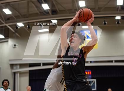 Thumbnail 3 in Roselle Catholic vs. Camden photogallery.