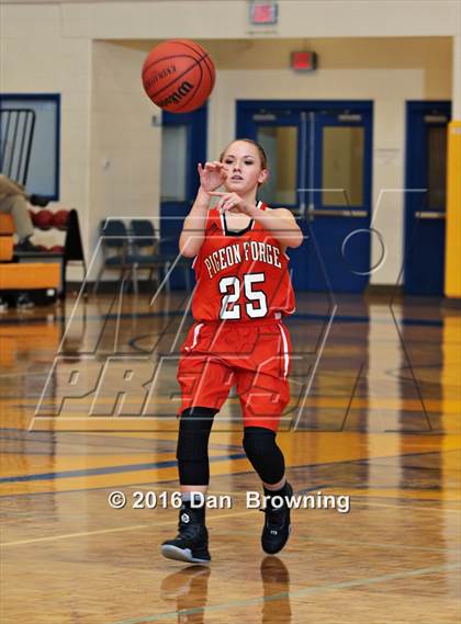 Thumbnail 3 in JV: Pigeon Forge @  Gatlinburg-Pittman photogallery.