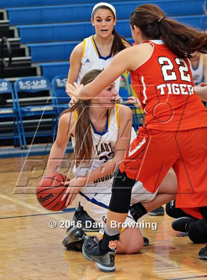 Thumbnail 2 in JV: Pigeon Forge @  Gatlinburg-Pittman photogallery.