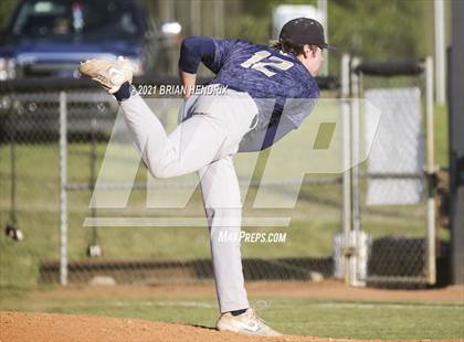 Thumbnail 2 in St. Stephens vs. Cuthbertson (NCHSAA 3A 2nd Round) photogallery.