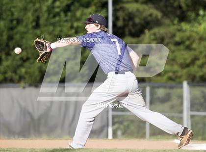 Thumbnail 2 in St. Stephens vs. Cuthbertson (NCHSAA 3A 2nd Round) photogallery.
