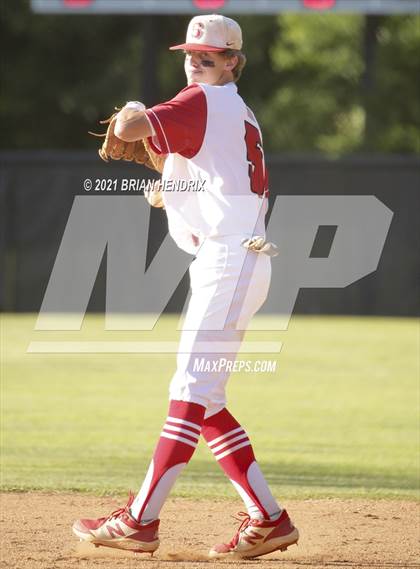 Thumbnail 2 in St. Stephens vs. Cuthbertson (NCHSAA 3A 2nd Round) photogallery.