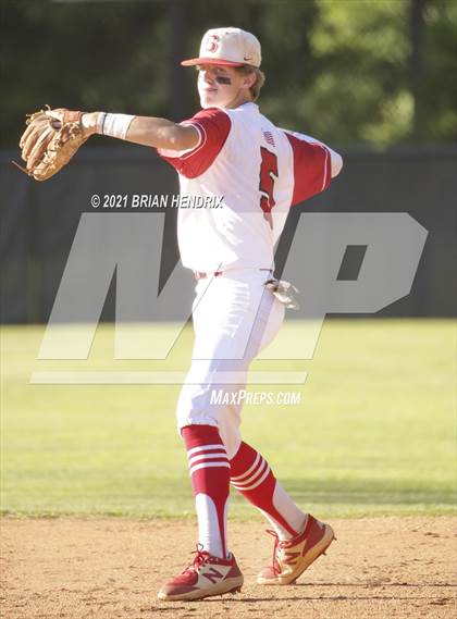 Thumbnail 3 in St. Stephens vs. Cuthbertson (NCHSAA 3A 2nd Round) photogallery.