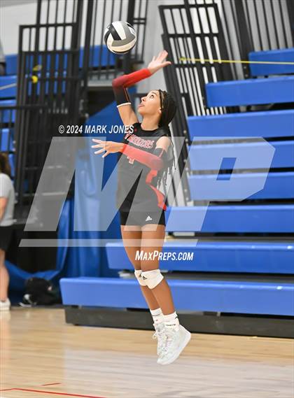 Thumbnail 3 in Marymount vs. Cornerstone Christian (Nike TOC Southwest) photogallery.