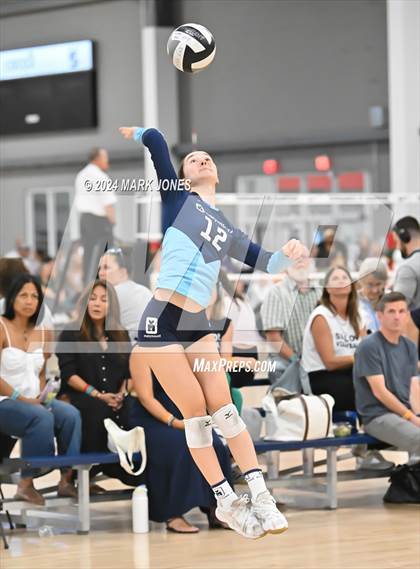 Thumbnail 2 in Marymount vs. Cornerstone Christian (Nike TOC Southwest) photogallery.