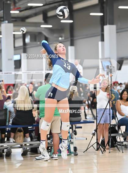 Thumbnail 2 in Marymount vs. Cornerstone Christian (Nike TOC Southwest) photogallery.