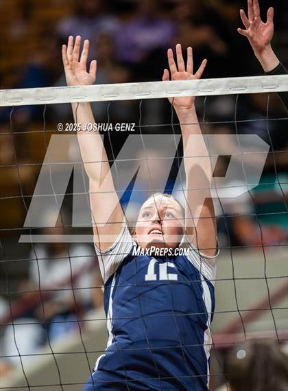 Thumbnail 3 in University vs. Lewis-Palmer (CHSAA 4A Semi-Finals) photogallery.