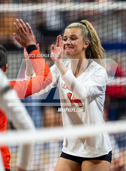 Thumbnail 3 in University vs. Lewis-Palmer (CHSAA 4A Semi-Finals) photogallery.