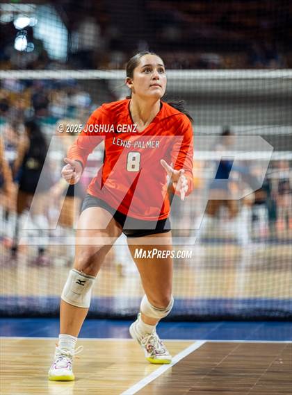 Thumbnail 1 in University vs. Lewis-Palmer (CHSAA 4A Semi-Finals) photogallery.