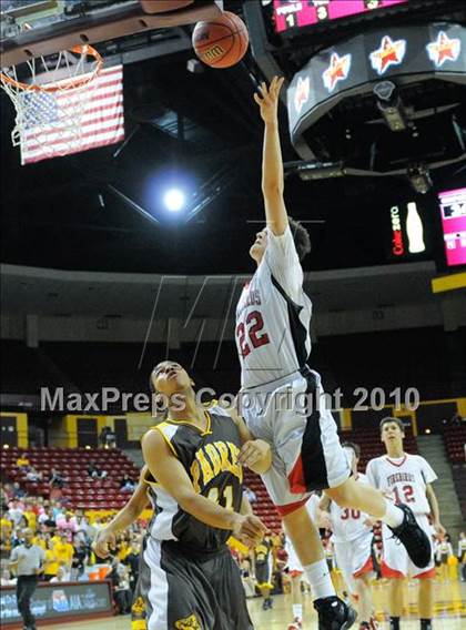 Thumbnail 1 in Marcos de Niza vs. Chaparral (AIA 5A-II State Tournament) photogallery.