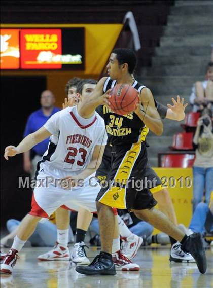 Thumbnail 2 in Marcos de Niza vs. Chaparral (AIA 5A-II State Tournament) photogallery.
