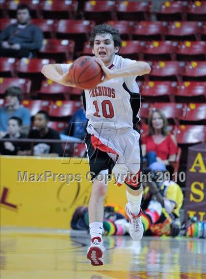 Thumbnail 1 in Marcos de Niza vs. Chaparral (AIA 5A-II State Tournament) photogallery.
