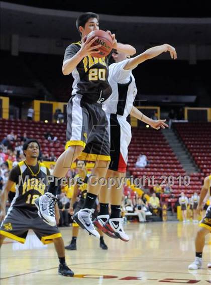 Thumbnail 2 in Marcos de Niza vs. Chaparral (AIA 5A-II State Tournament) photogallery.
