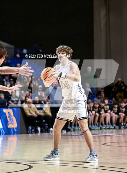 Thumbnail 2 in Manila vs. Bergman (AAA 3A State Final) photogallery.