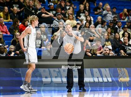 Thumbnail 3 in Manila vs. Bergman (AAA 3A State Final) photogallery.
