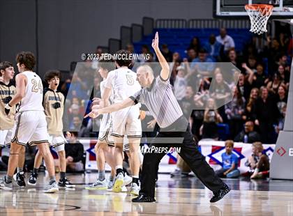 Thumbnail 3 in Manila vs. Bergman (AAA 3A State Final) photogallery.