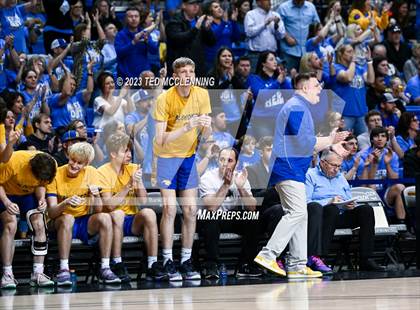 Thumbnail 1 in Manila vs. Bergman (AAA 3A State Final) photogallery.