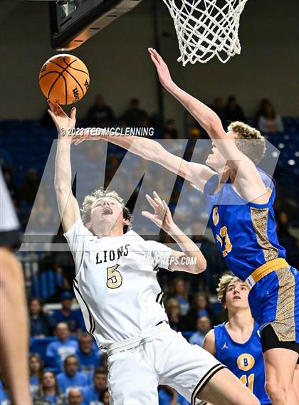 Thumbnail 2 in Manila vs. Bergman (AAA 3A State Final) photogallery.