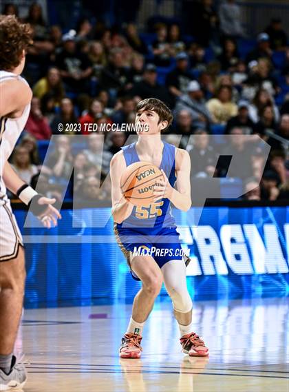 Thumbnail 2 in Manila vs. Bergman (AAA 3A State Final) photogallery.