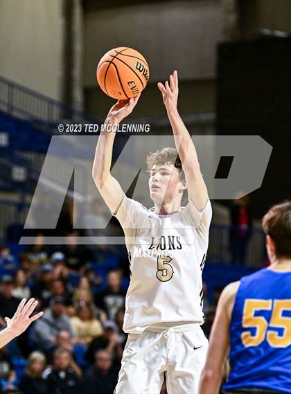 Thumbnail 3 in Manila vs. Bergman (AAA 3A State Final) photogallery.