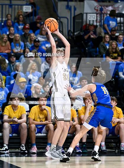 Thumbnail 2 in Manila vs. Bergman (AAA 3A State Final) photogallery.
