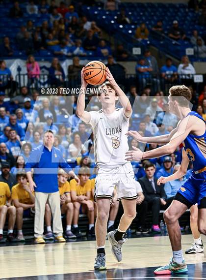 Thumbnail 2 in Manila vs. Bergman (AAA 3A State Final) photogallery.