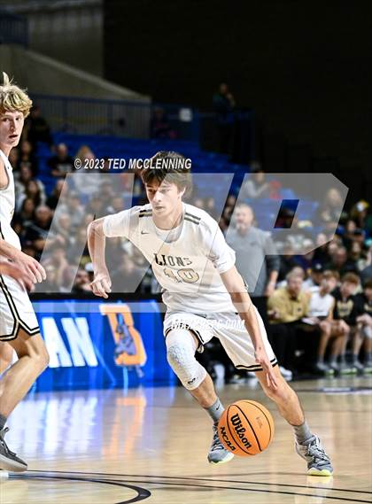 Thumbnail 2 in Manila vs. Bergman (AAA 3A State Final) photogallery.