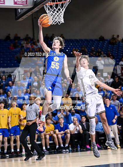 Thumbnail 1 in Manila vs. Bergman (AAA 3A State Final) photogallery.