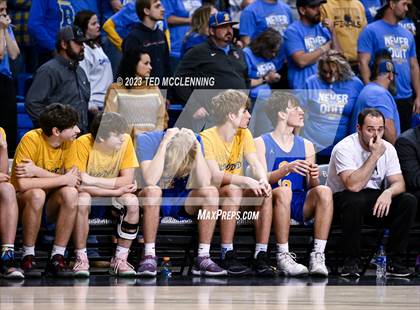 Thumbnail 2 in Manila vs. Bergman (AAA 3A State Final) photogallery.