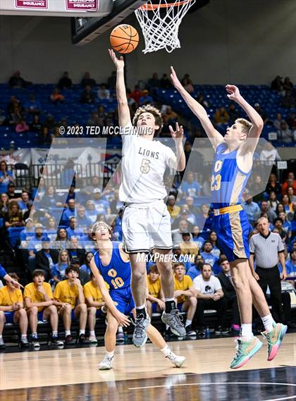 Thumbnail 3 in Manila vs. Bergman (AAA 3A State Final) photogallery.