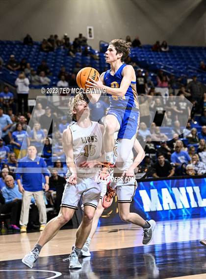 Thumbnail 3 in Manila vs. Bergman (AAA 3A State Final) photogallery.