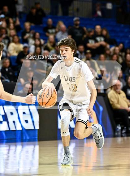 Thumbnail 2 in Manila vs. Bergman (AAA 3A State Final) photogallery.