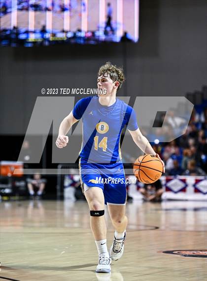 Thumbnail 2 in Manila vs. Bergman (AAA 3A State Final) photogallery.