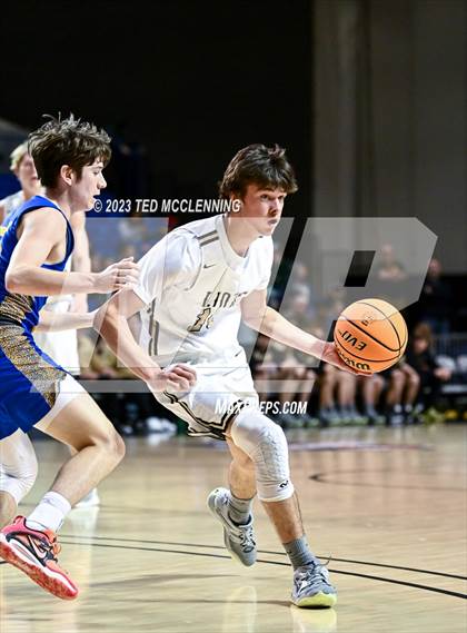 Thumbnail 3 in Manila vs. Bergman (AAA 3A State Final) photogallery.