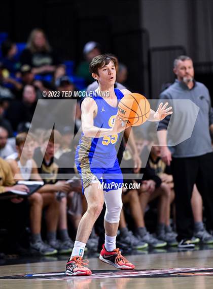 Thumbnail 3 in Manila vs. Bergman (AAA 3A State Final) photogallery.
