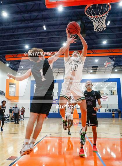 Thumbnail 2 in Manatee vs Sarasota Boys Basketball Allstar Game photogallery.