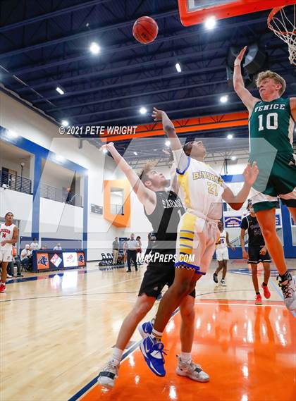 Thumbnail 1 in Manatee vs Sarasota Boys Basketball Allstar Game photogallery.