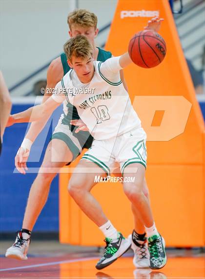 Thumbnail 3 in Manatee vs Sarasota Boys Basketball Allstar Game photogallery.