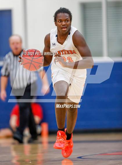 Thumbnail 1 in Manatee vs Sarasota Boys Basketball Allstar Game photogallery.